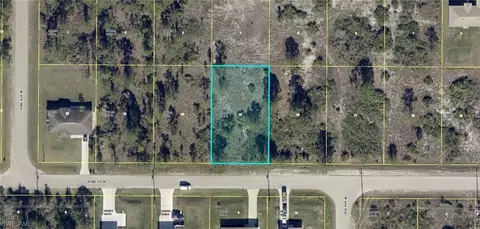 2814 42nd St W, Lehigh Acres, FL 33971