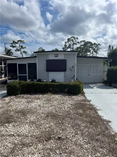 116 Lantern Pl, North Fort Myers, FL 33917