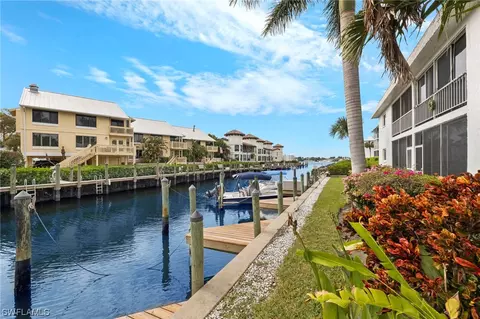 1320 Blue Point Ave #5, Naples, FL 34102