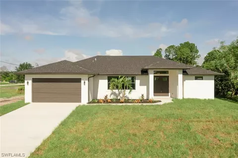 112 Parish Dr, Lehigh Acres, FL 33974