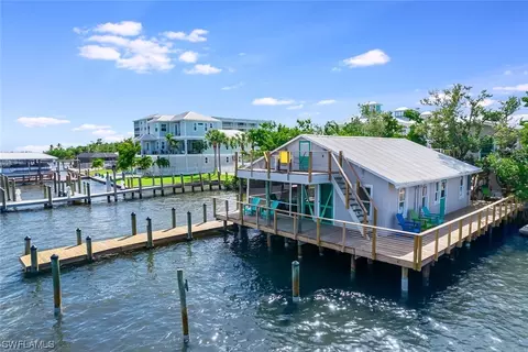 311 Delmar Ave, Fort Myers Beach, FL 33931