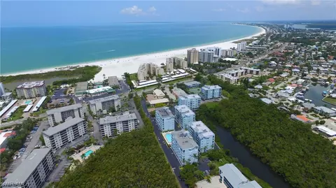 22724 Island Pines Way #202, Fort Myers Beach, FL 33931
