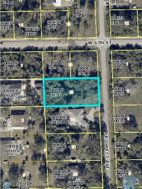 521 Prospect Ave, Lehigh Acres, FL 33972