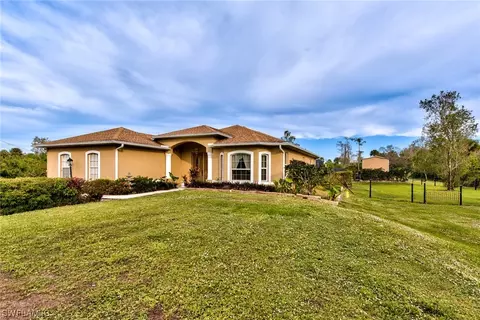 3515 24th Ave SE, Naples, FL 34117
