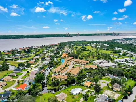 15390 Moonraker Ct #406, North Fort Myers, FL 33917
