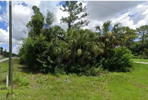 3418 62nd St W, Lehigh Acres, FL 33971