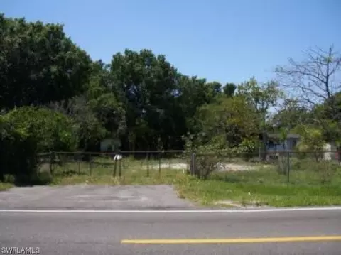 3812 Ballard Rd, Fort Myers, FL 33916