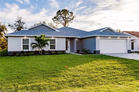 25032 Nectar Ct, Punta Gorda, FL 33983 photo 2