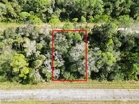 542 Marigold Cir, Labelle, FL 33935