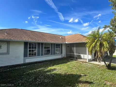 1428 SW 11th Ave, Cape Coral, FL 33991