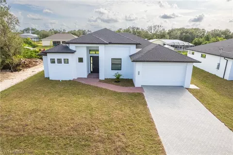 4109 10th St SW, Lehigh Acres, FL 33976