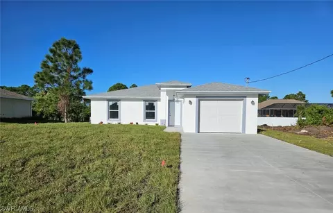 719 Clancy St E, Lehigh Acres, FL 33974