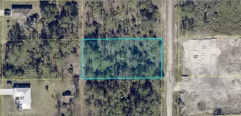 1513 Congress Ave, Lehigh Acres, FL 33972