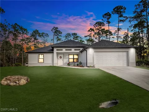 818 Leroy Ave, Lehigh Acres, FL 33972