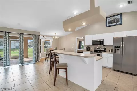 4008 NE 20th Ct, Cape Coral, FL 33909