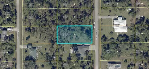 811 Euclid Ave, Lehigh Acres, FL 33972