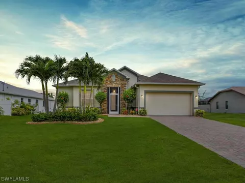 1726 SW 17th St, Cape Coral, FL 33991