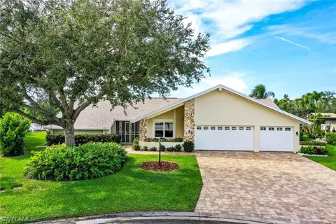 5431 Brandy Cir W, Fort Myers, FL 33919