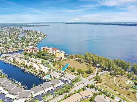 4116 SE 20th Pl #101, Cape Coral, FL 33904