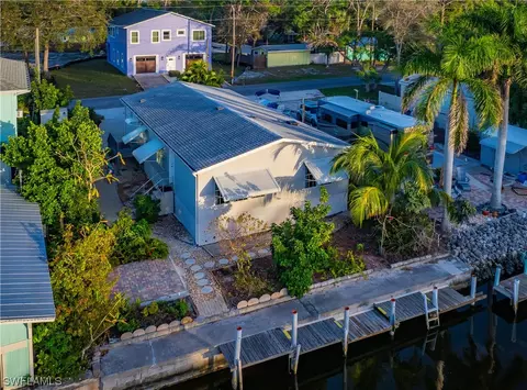 27579 Big Bend Rd, Bonita Springs, FL 34134