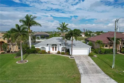 1727 SW 43rd Ter, Cape Coral, FL 33914