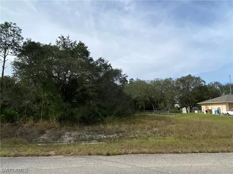 1517 Michael Ave, Lehigh Acres, FL 33972