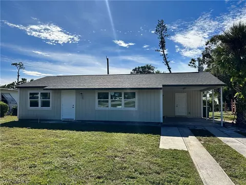 1764 Oakley Ave, Fort Myers, FL 33901
