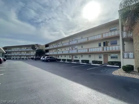 1514 Tropic Ter, North Fort Myers, FL 33903