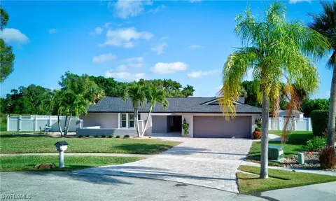 4310 Perth Ct, North Fort Myers, FL 33903