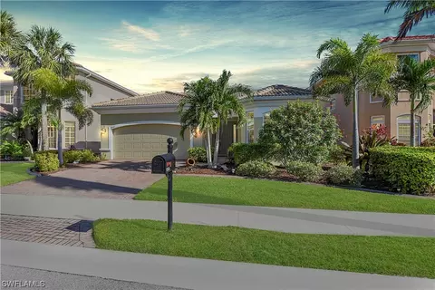 8565 Pegasus Dr, Lehigh Acres, FL 33971