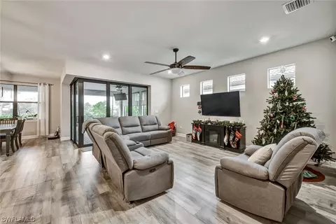 2100 Parson St, Naples, FL 34120 photo 9