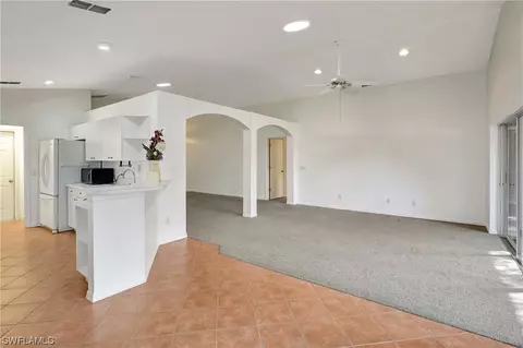 9141 Butterfly Ct, Fort Myers, FL 33919