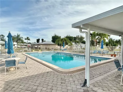 8615 Granada Ct, Fort Myers, FL 33907