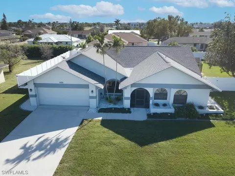 216 SW 34th St, Cape Coral, FL 33914