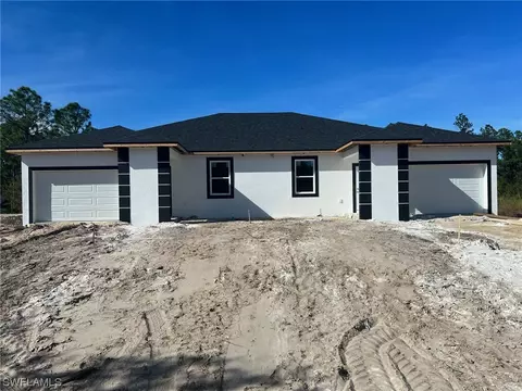 425 Piedmont St, Lehigh Acres, FL 33974