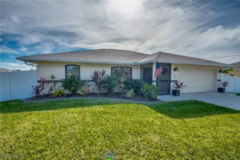 1732 SW 36th Ter, Cape Coral, FL 33914