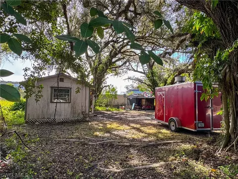 179 E Yeomans Ave, Labelle, FL 33935 photo 2