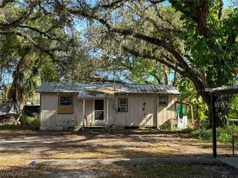 179 E Yeomans Ave, Labelle, FL 33935 photo 3