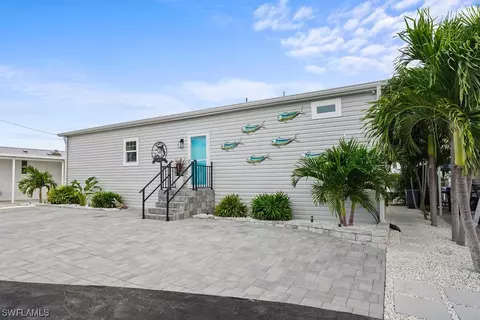2970 Skipper Ln, Saint James City, FL 33956