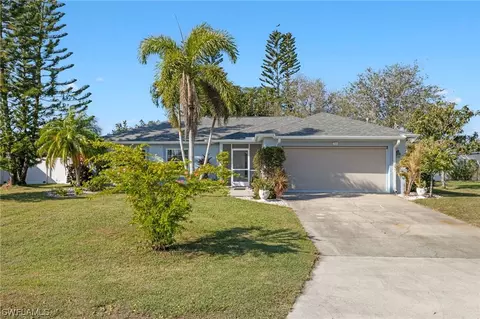 308 NE 13th Pl, Cape Coral, FL 33909