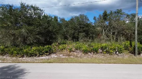 2506 72nd St W, Lehigh Acres, FL 33971