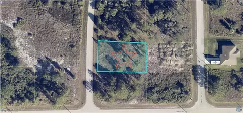 637 Cypress Ave S, Lehigh Acres, FL 33974