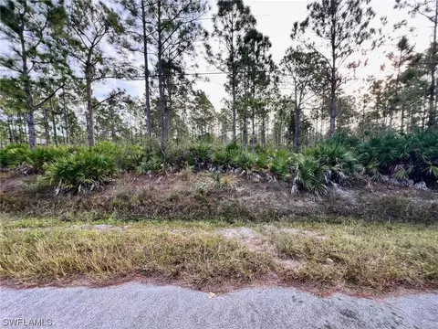 816 Congress Ave, Lehigh Acres, FL 33972