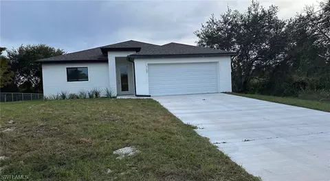 1018 Arbordale St, Lehigh Acres, FL 33974