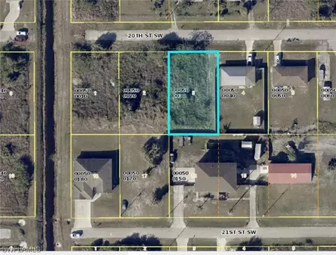 3913 20th St SW, Lehigh Acres, FL 33976