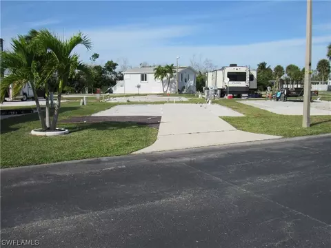 19681 Summerlin Rd #21, Fort Myers, FL 33908