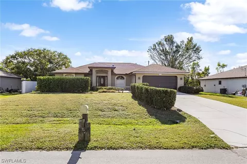 1022 NE Van Loon Ter, Cape Coral, FL 33909