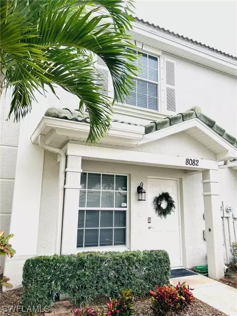 8082 Pacific Beach Dr, Fort Myers, FL 33966