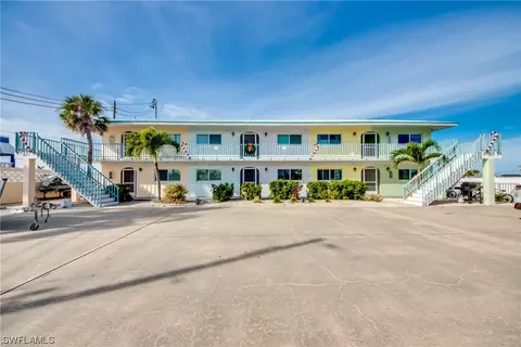 3215 Stringfellow Rd W #2D, Saint James City, FL 33956