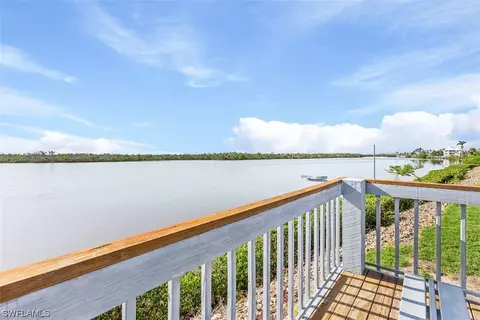 571 Blue Crab Cir #3, Bokeelia, FL 33922